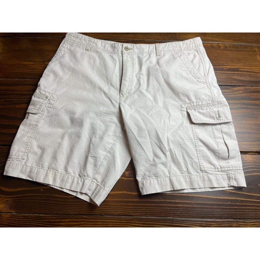 Woolrich Shorts, Men's Size 38, Tan, Cargo, Pockets